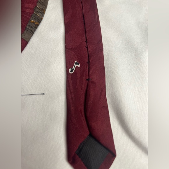 Christmas Stanta Tie! - Picture 3 of 5